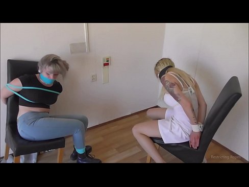 ❤️ Addiktoitunut / sidottu ja suukapulalla / neito hädässä Kotitekoinen porno at us